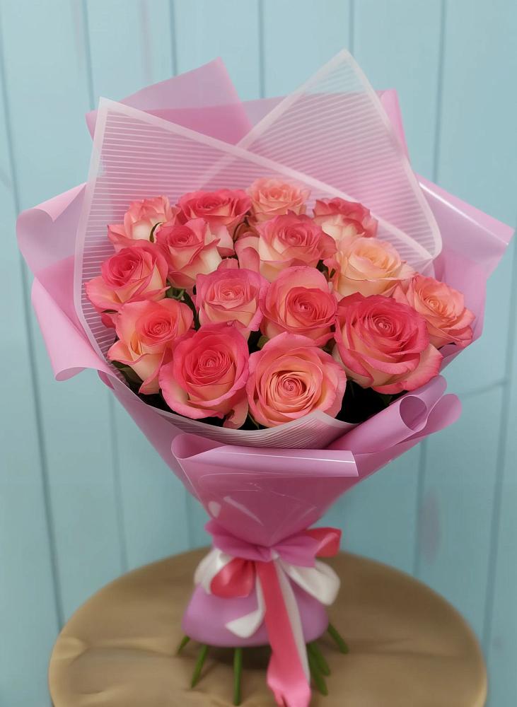 Букет 15 Розовых роз Равель в Усть-Кишерть
