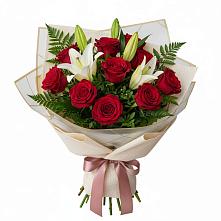 Букет цветов из:  Лилии и Розы #REPLACE_PRED# Усть-Кишерть