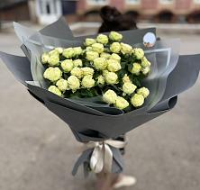 Букет Белые кустовые розы Солинеро в Усть-Кишерть