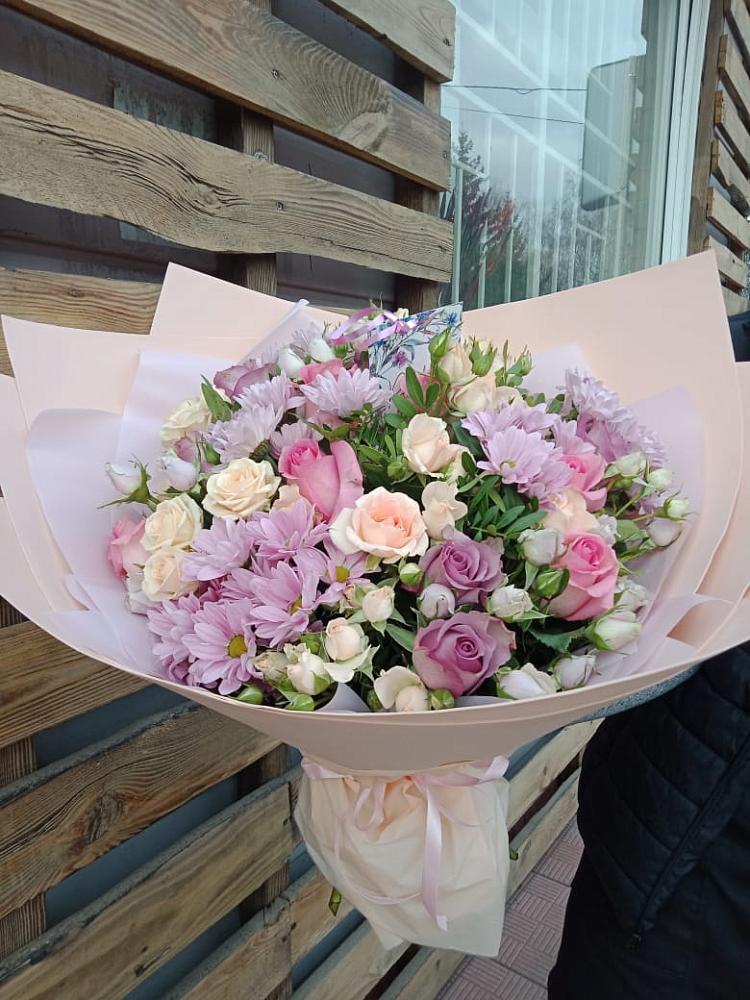 Букет цветов из: Розы и Хризантемы в Усть-Кишерть