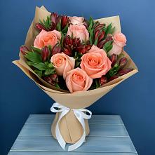 Букет цветов из:  Розы и Альстромерии в Усть-Кишерть